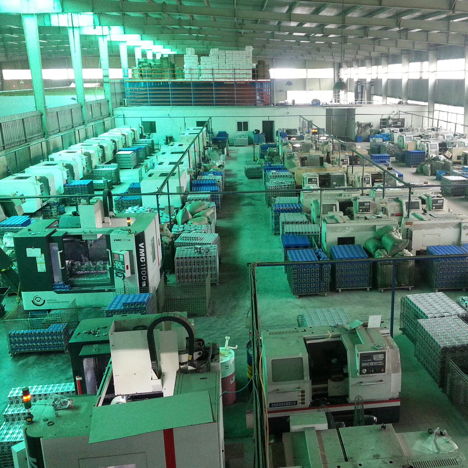 Machining centers (CNC)