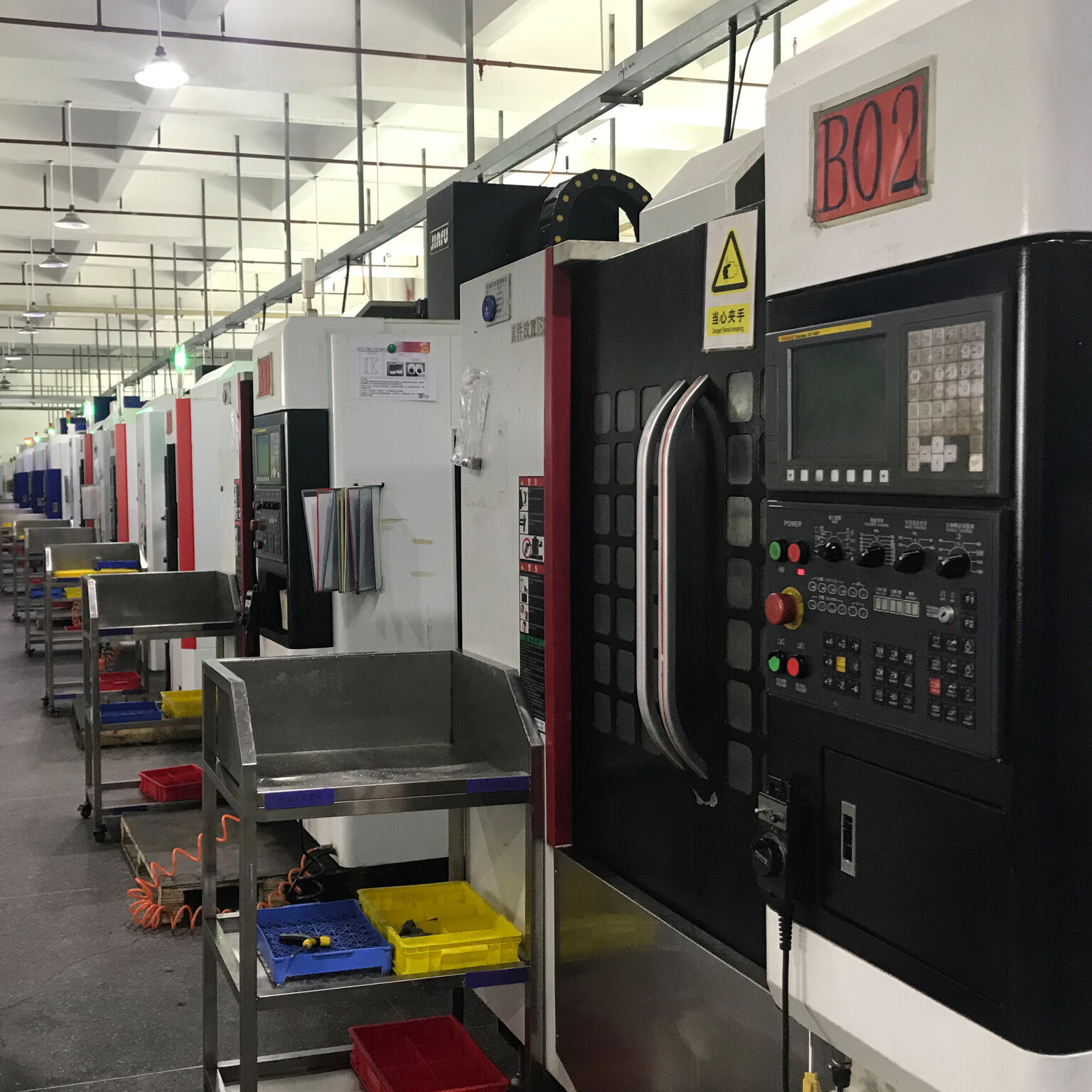 Machining centers (CNC)