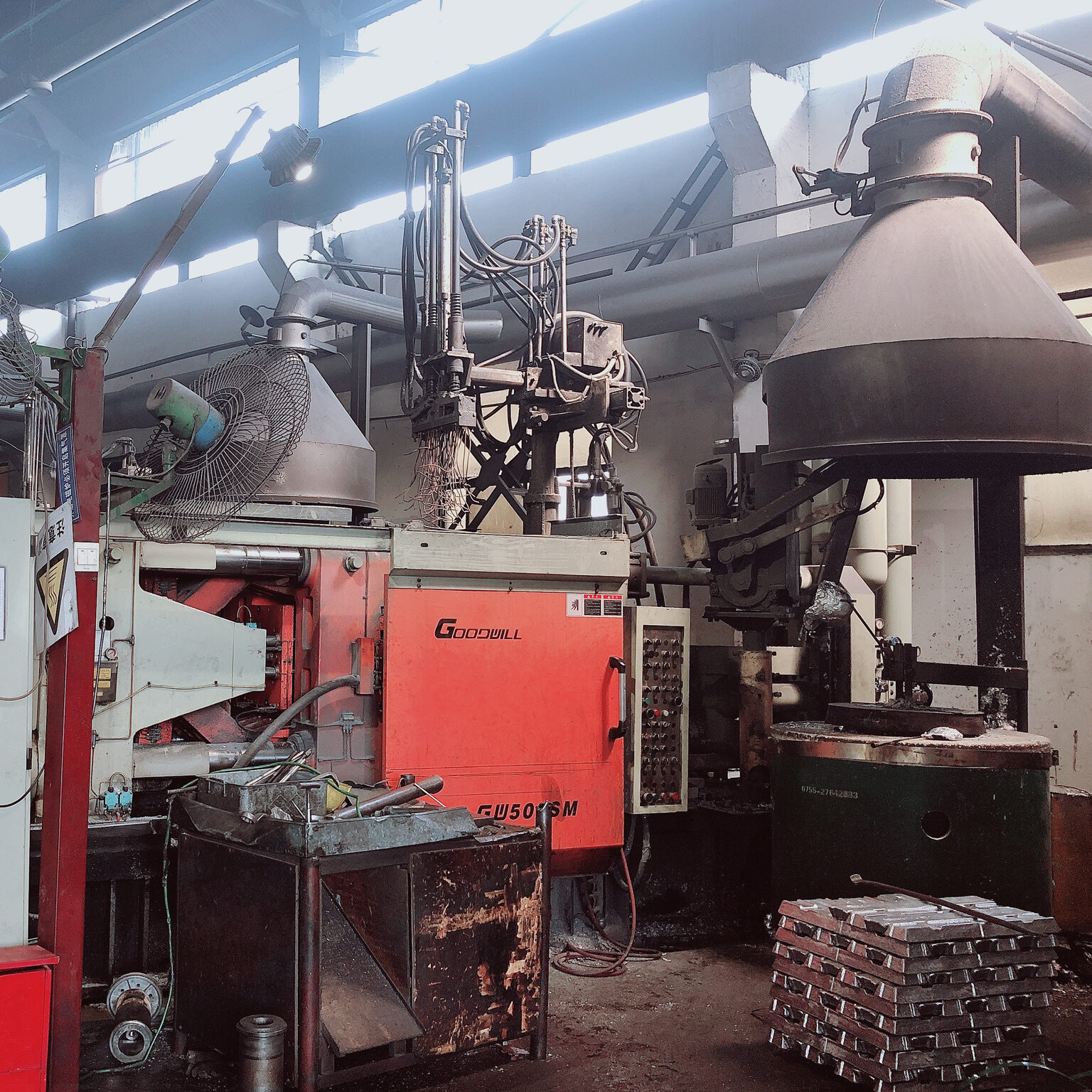 Fours presses